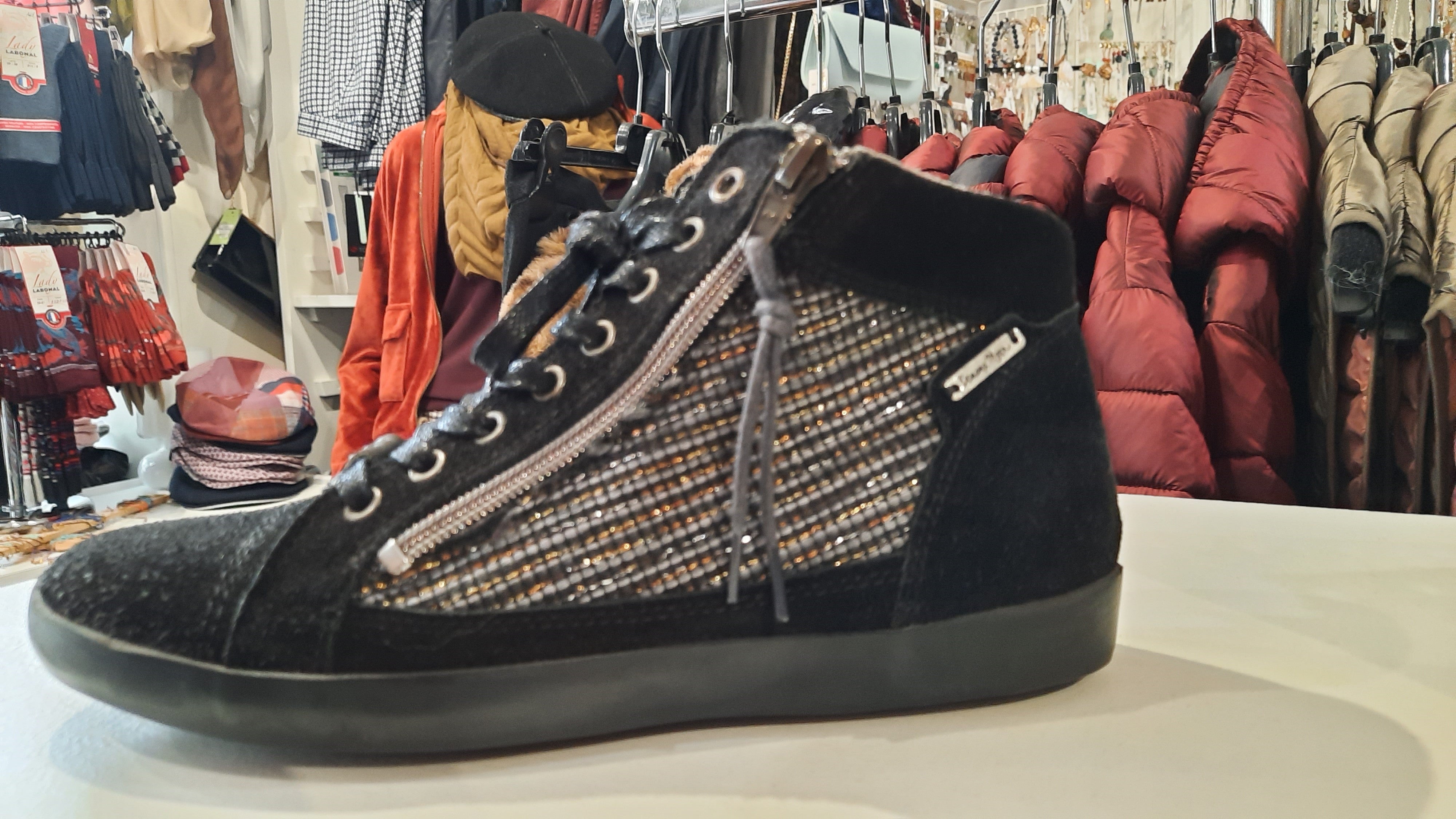 Basket montante-Skippy et Stoney Sneakers
